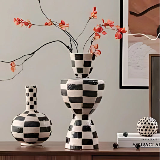 Black Plaid Sand Flower Vase