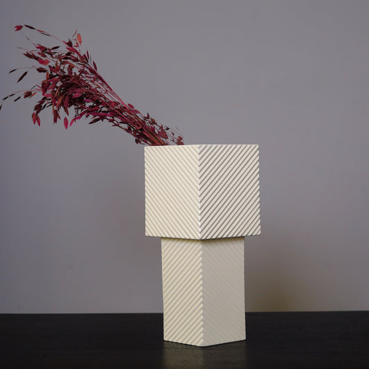Handmade Ceramic Line Design Table Décor Vase