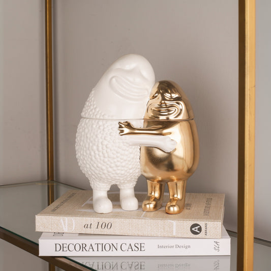 Ceramic Beloved Hugging Figurine Tabletop Décor