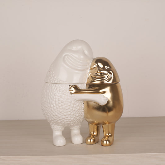 Ceramic Beloved Hugging Figurine Tabletop Décor
