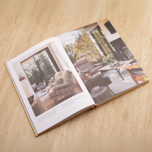 Little Book of Gucci: The Story of the Iconic Fashion House Decorative Faux Book