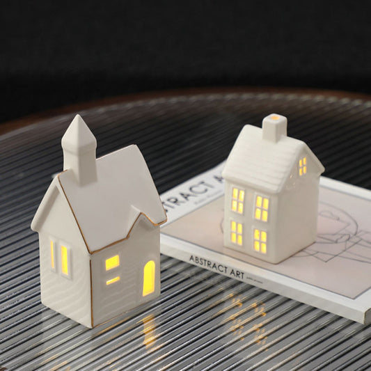 Winter Cottage House Décor Showpiece