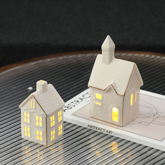 Winter Cottage House Décor Showpiece