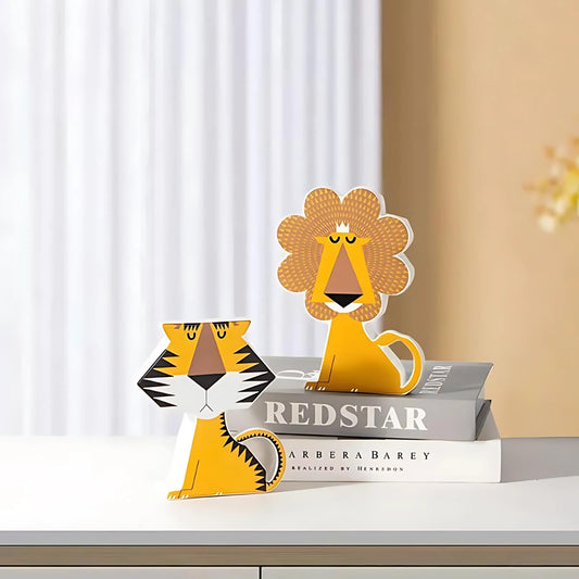 Lion Animal Table Decor Ornament