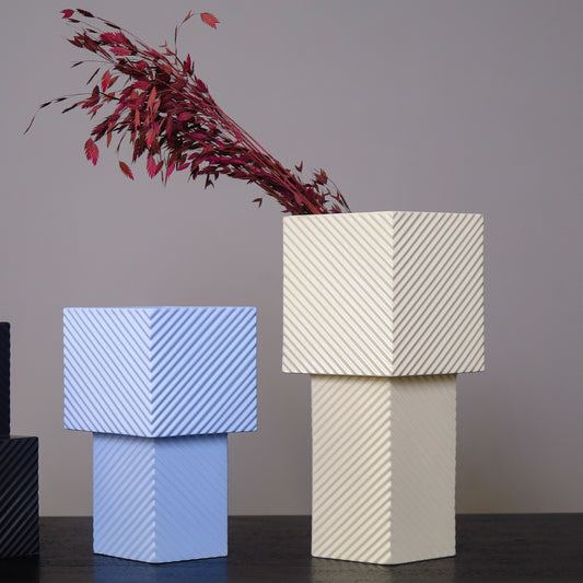 Handmade Ceramic Line Design Table Décor Vase