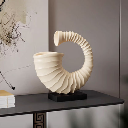 Geometric Conch Shape Resin Home Decor Ornament