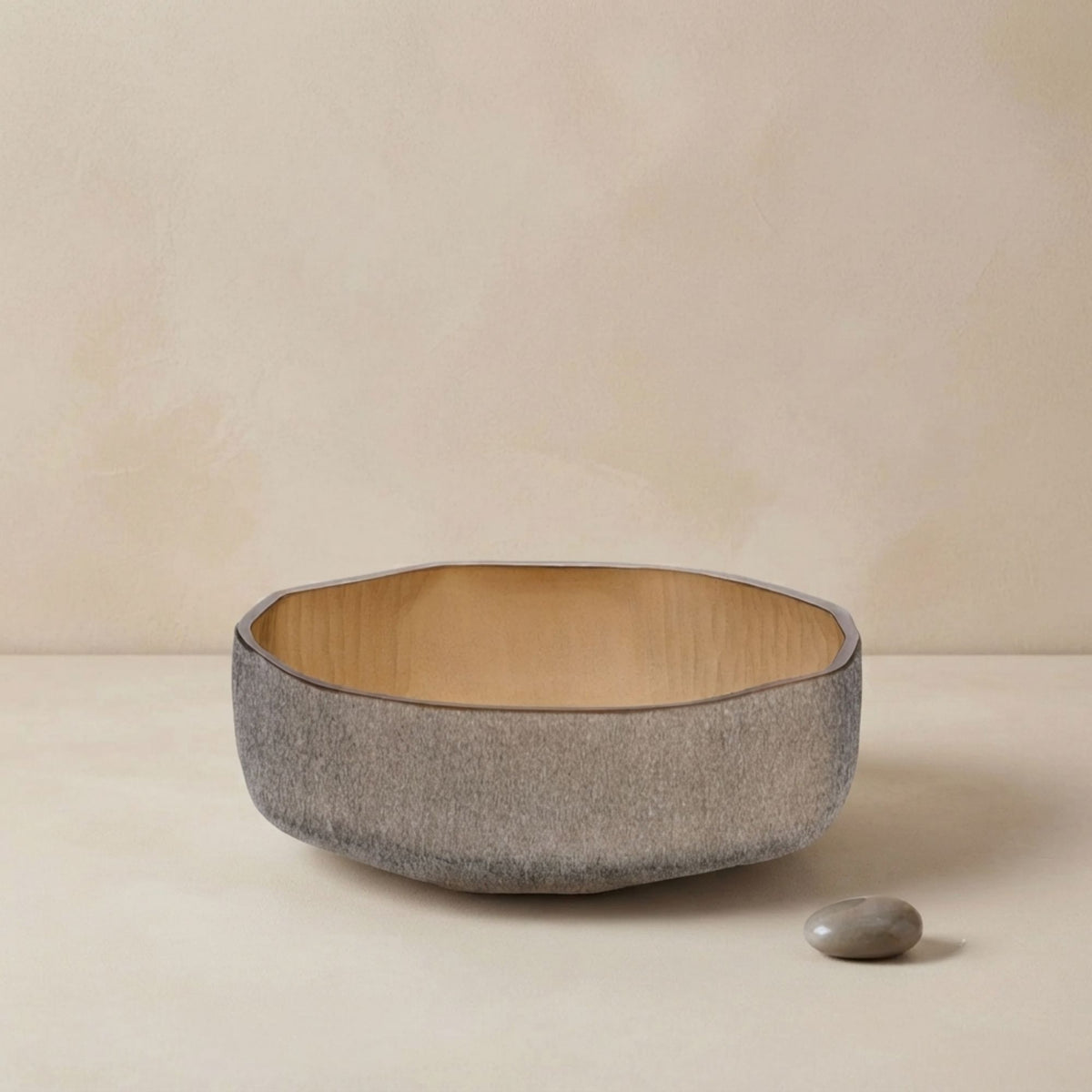Grey Brown Sand Glass Bowl with Elegant Crackle Design