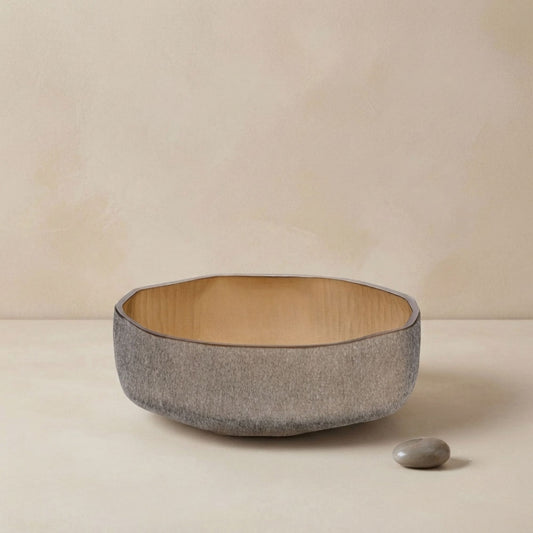 Grey Brown Sand Glass Bowl with Elegant Crackle Design