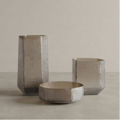 Grey Brown Sand Glass Bowl with Elegant Crackle Design