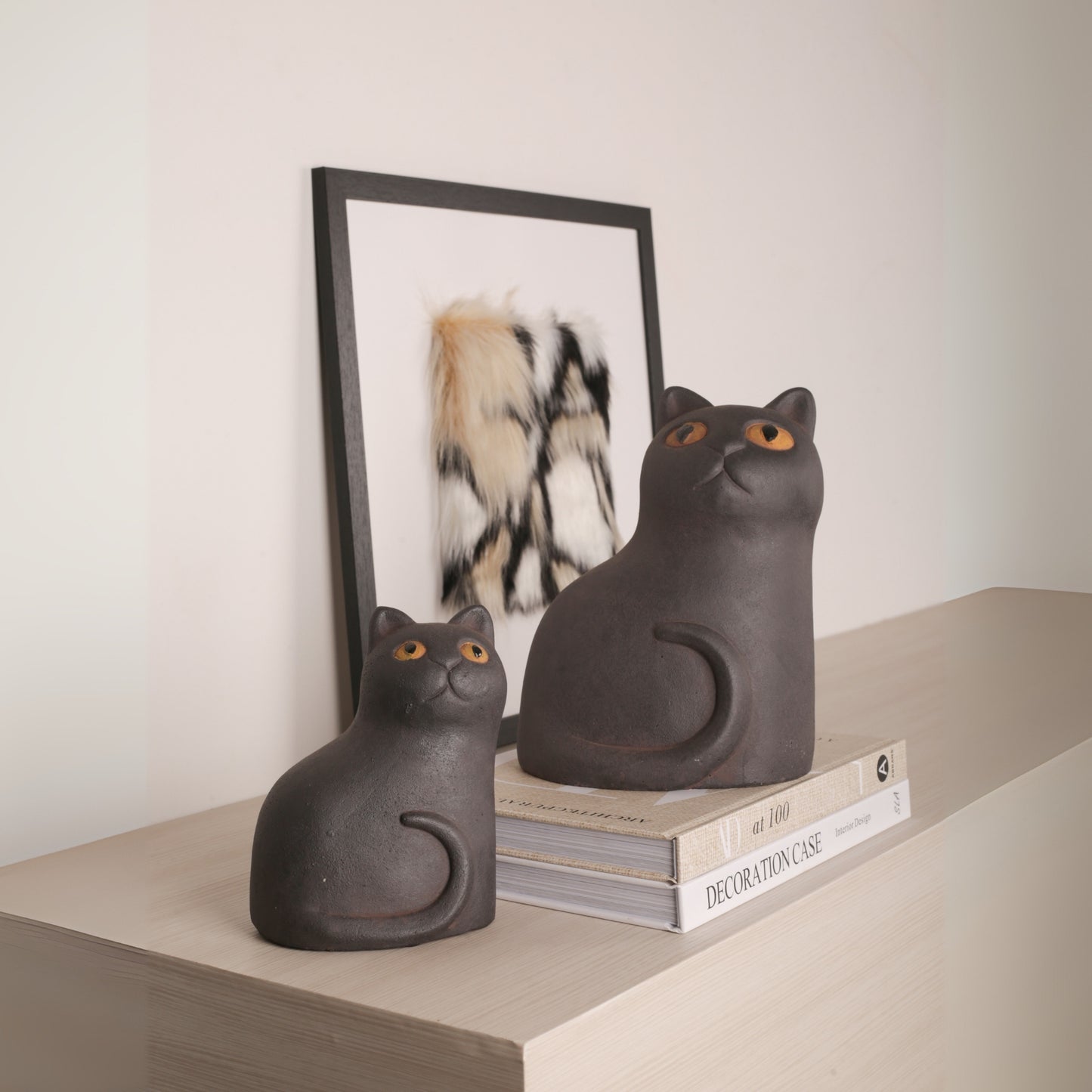 Big Eye Cat Figurine Ornament