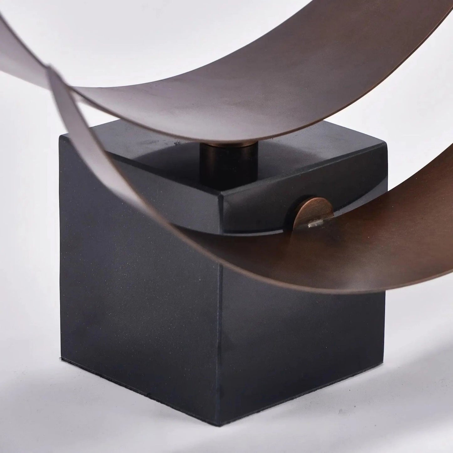 Marble Base Steel Structure Showpiece