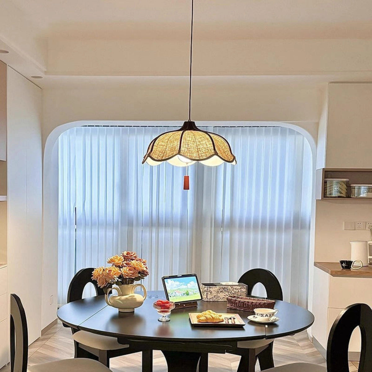 Retro Creative Flower Shaped Fabric Pendant Lamp