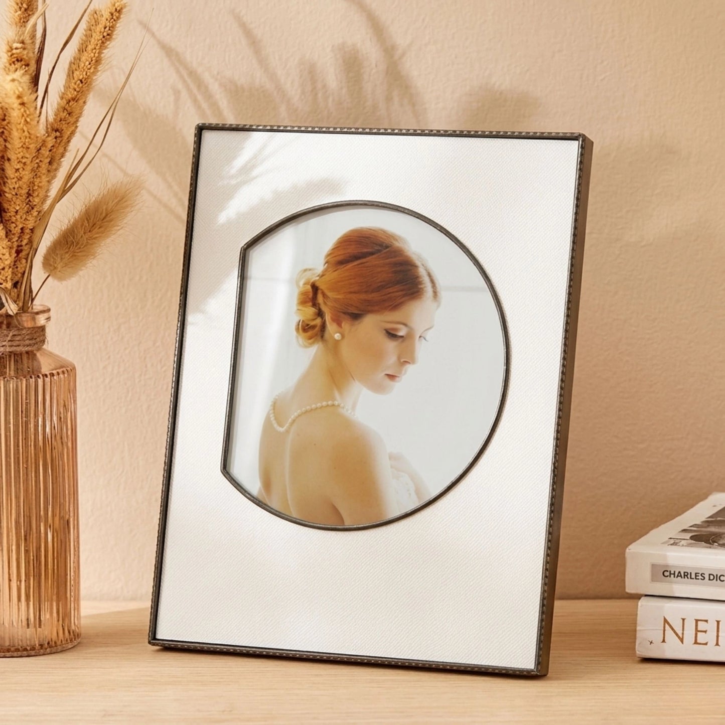 Micro Fiber Leather Table Photo Frame Décor (White, Green, Brown)