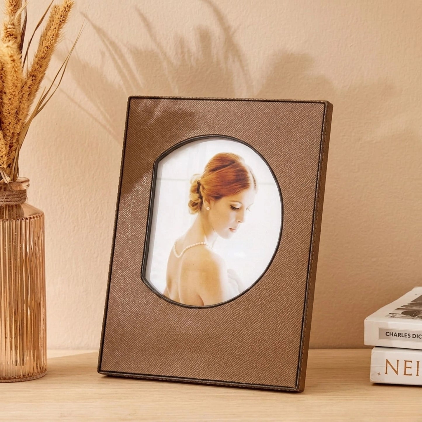Micro Fiber Leather Table Photo Frame Décor (White, Green, Brown)