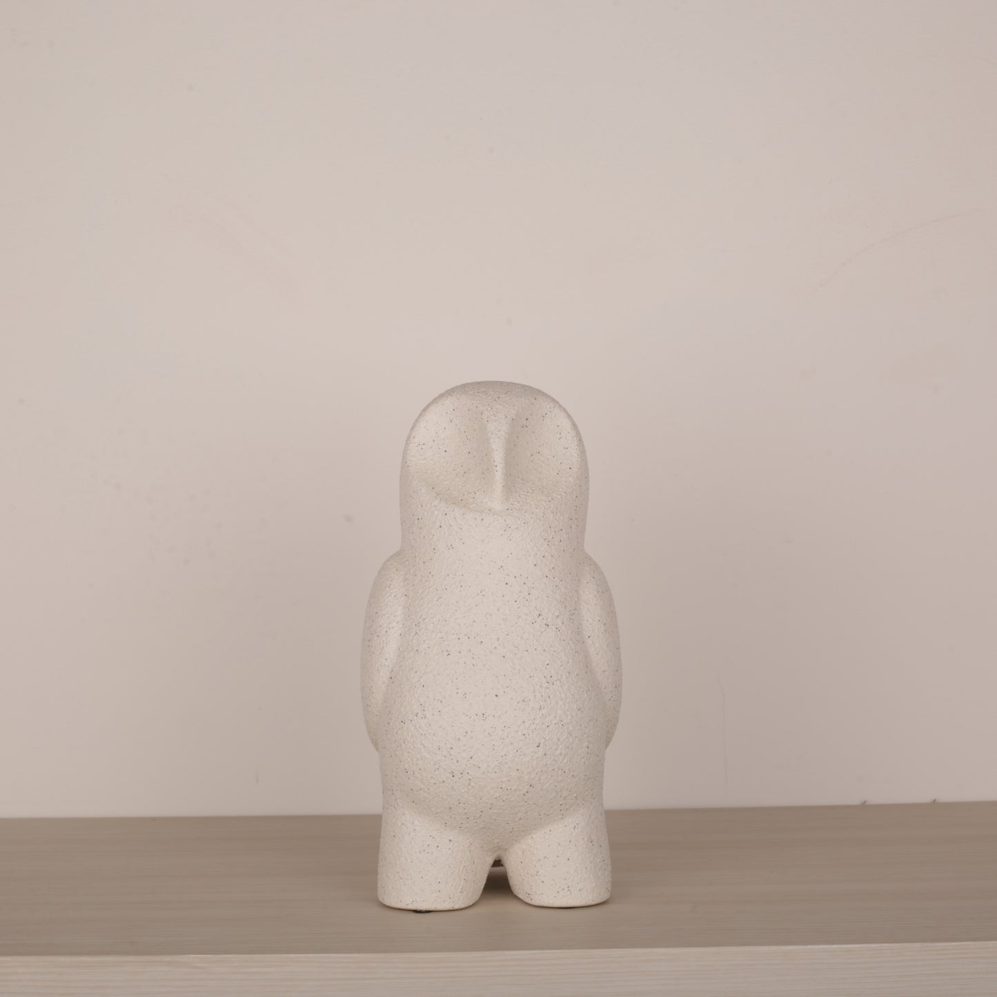 Owl Figurine Tabletop Décor Accent