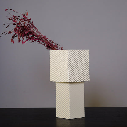 Handmade Ceramic Line Design Table Décor Vase