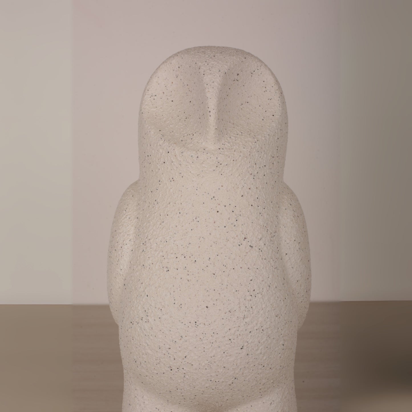 Owl Figurine Tabletop Décor Accent