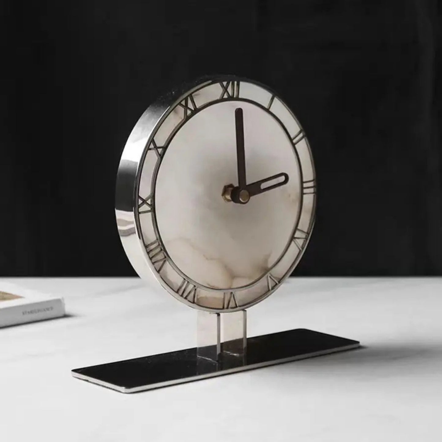 Marble Standing Clock Pendulum Décor