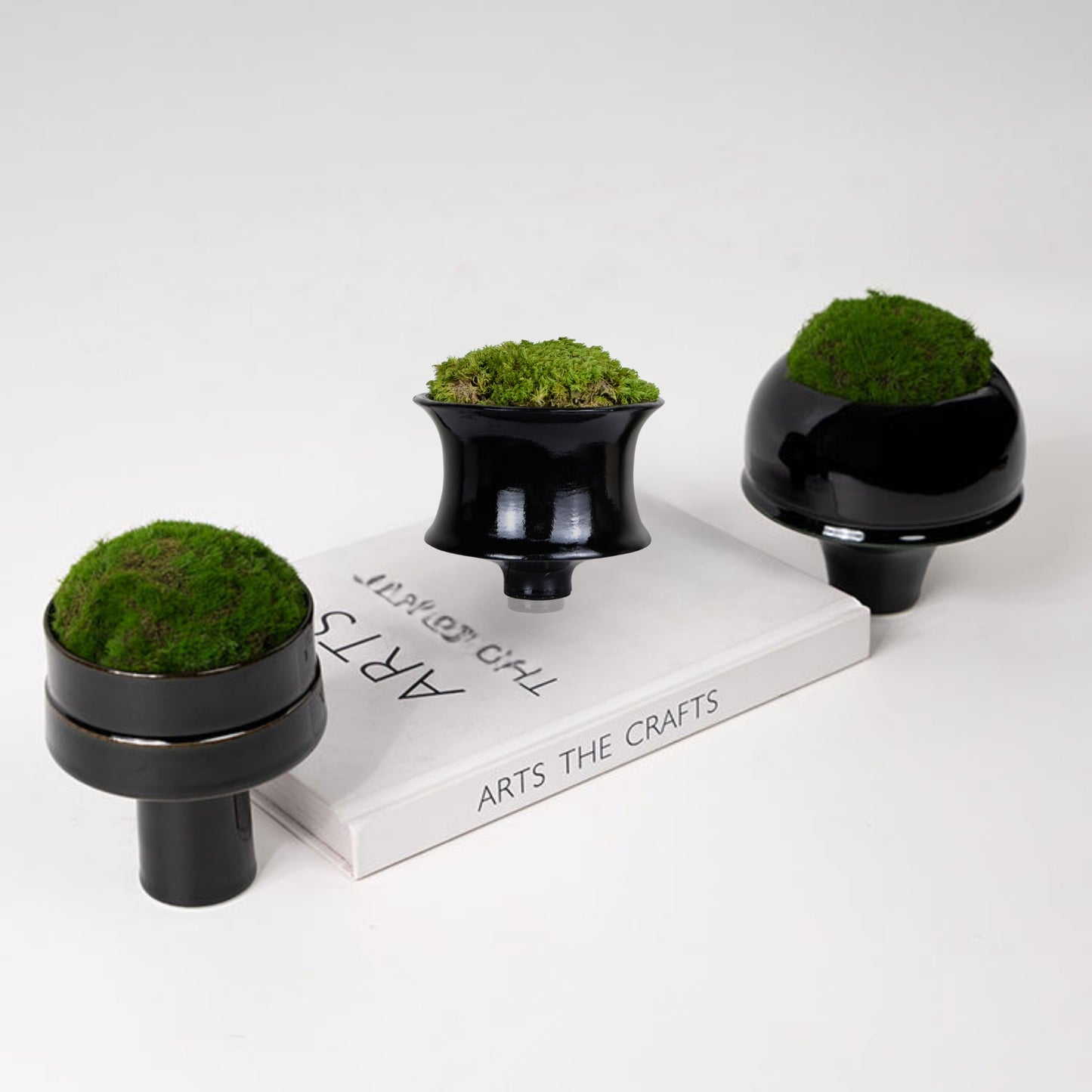 Black Decoration Resin Moss Flower Ornaments