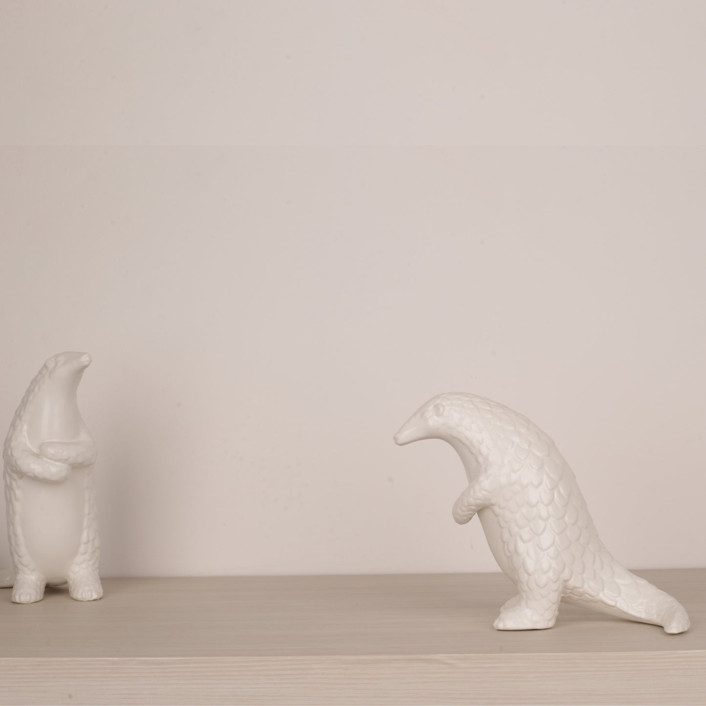 Ceramic Crafts Pangolin Figurine Decor Ornament