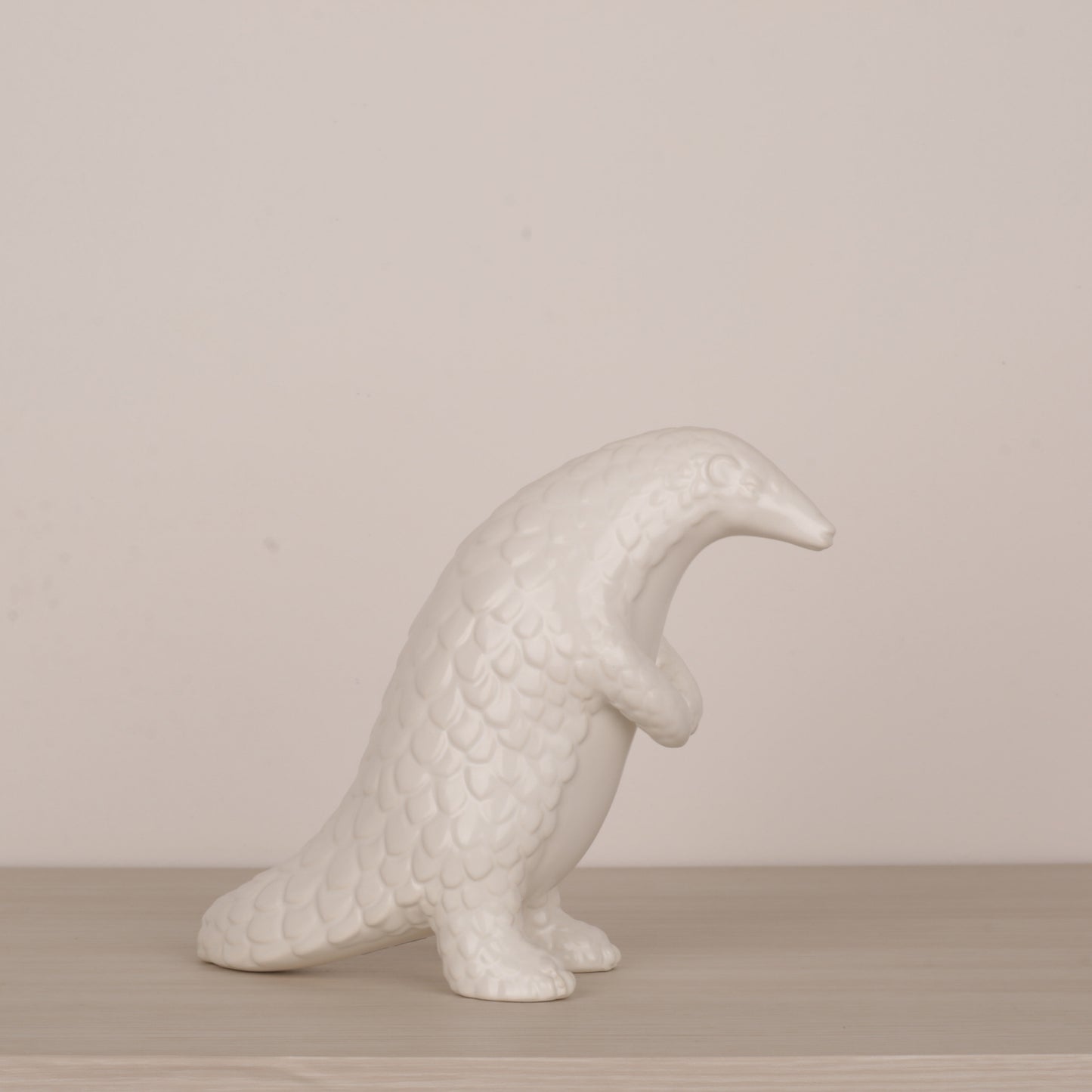 Ceramic Crafts Pangolin Figurine Decor Ornament