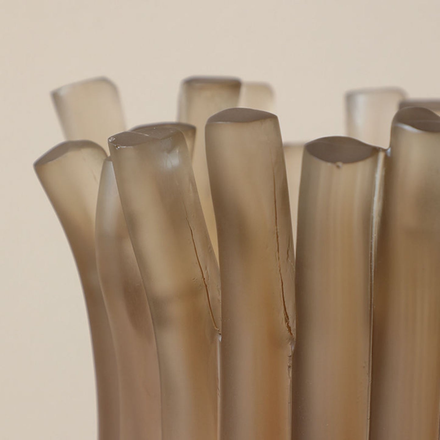 Free Growth Grass Shape Flower Vase