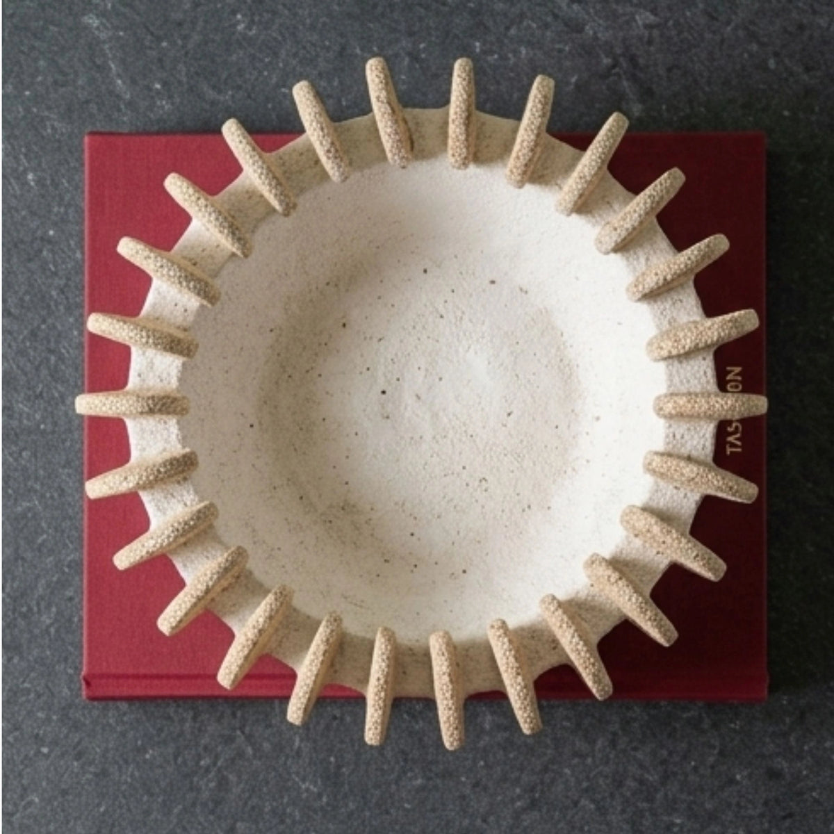 Round White Sand Disc Design Decorative Bowl