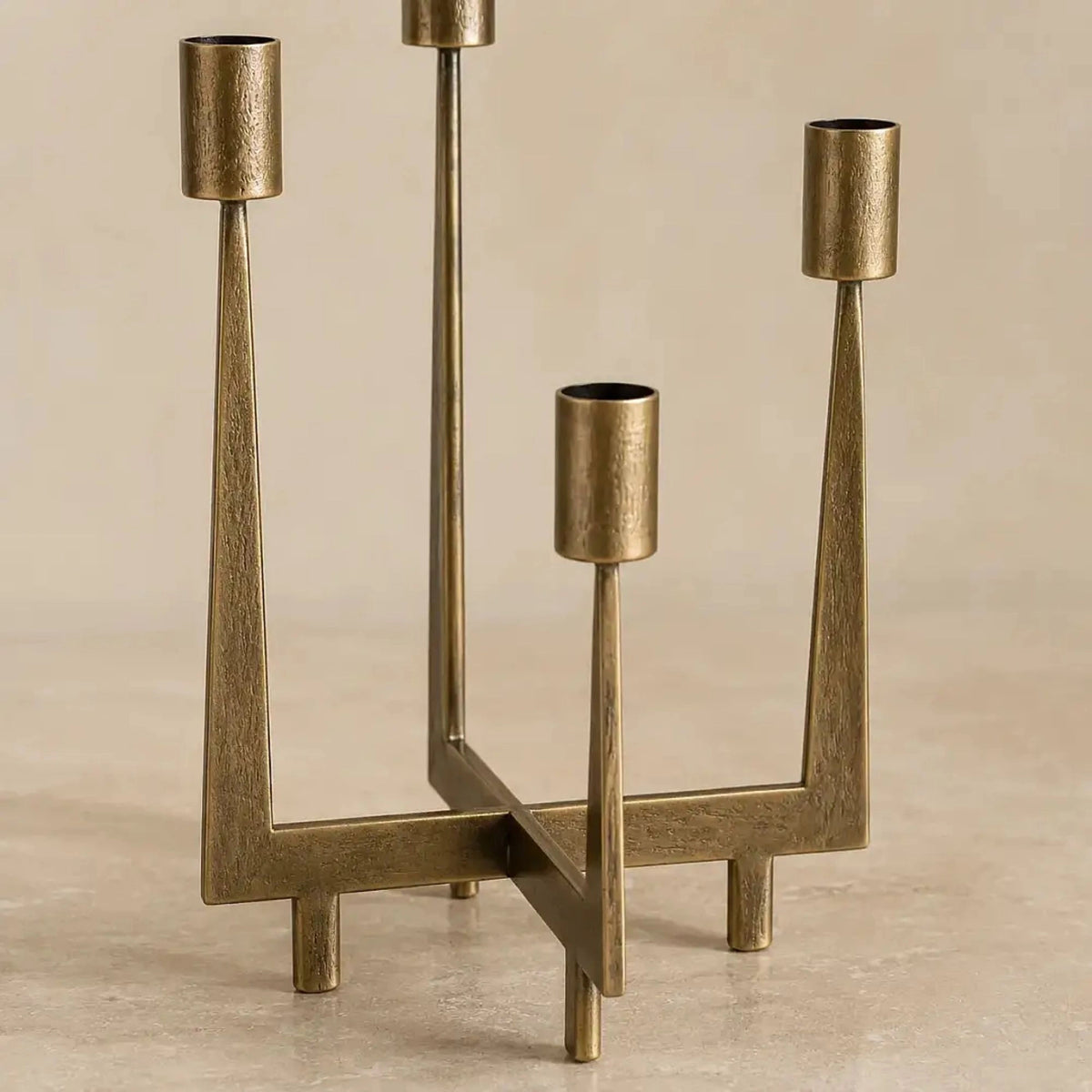 Sword Shadow Candle Holder(Golden, Black)