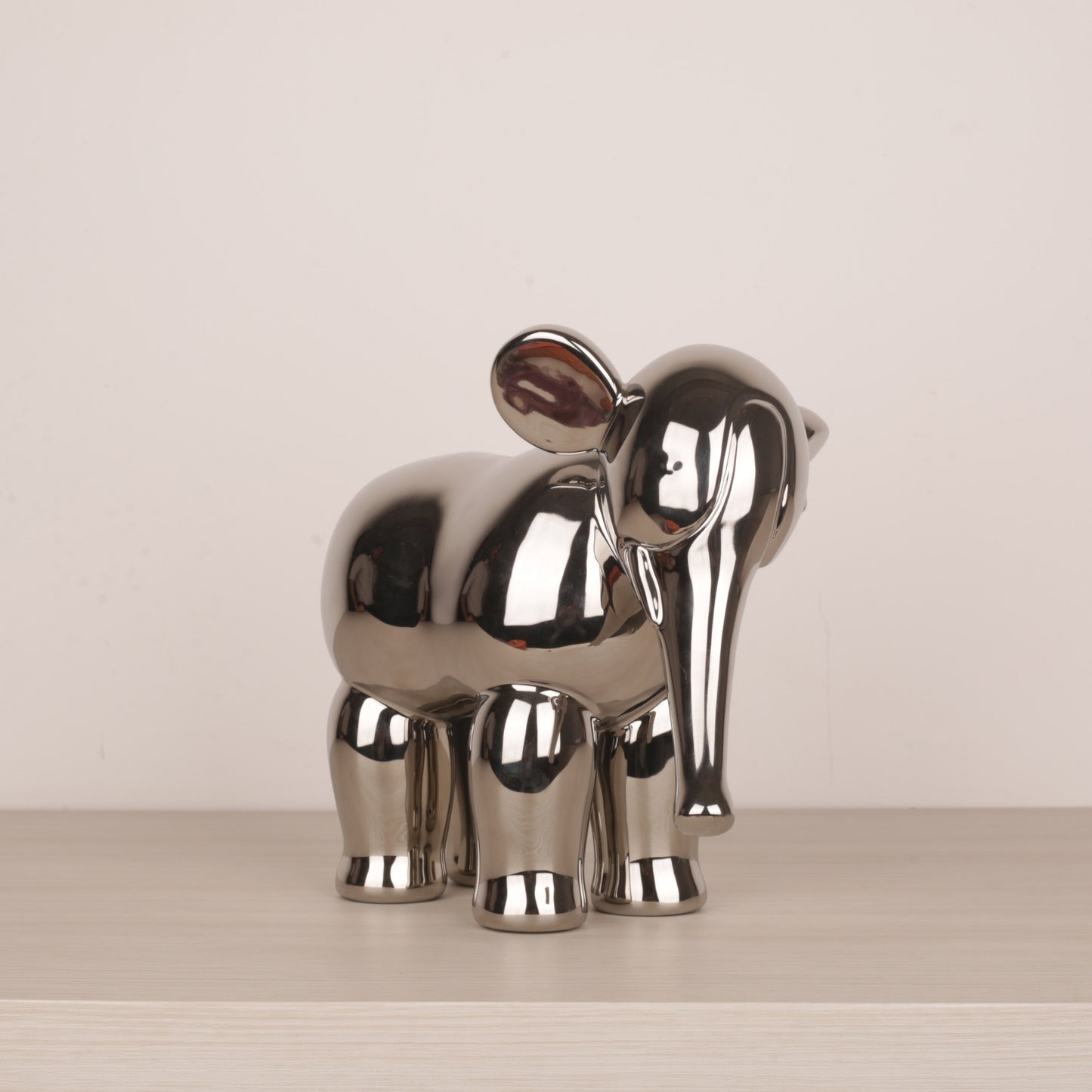 Elephant Figurine Table Décor Ornament