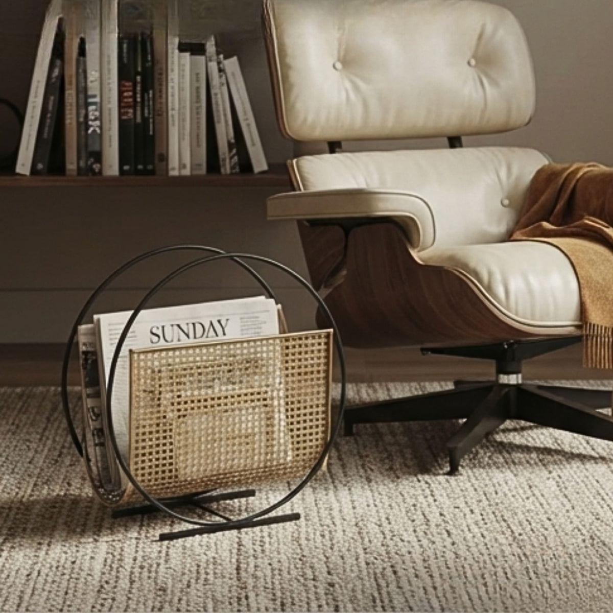 Circular Magazine Rack/ Magazine Stand
