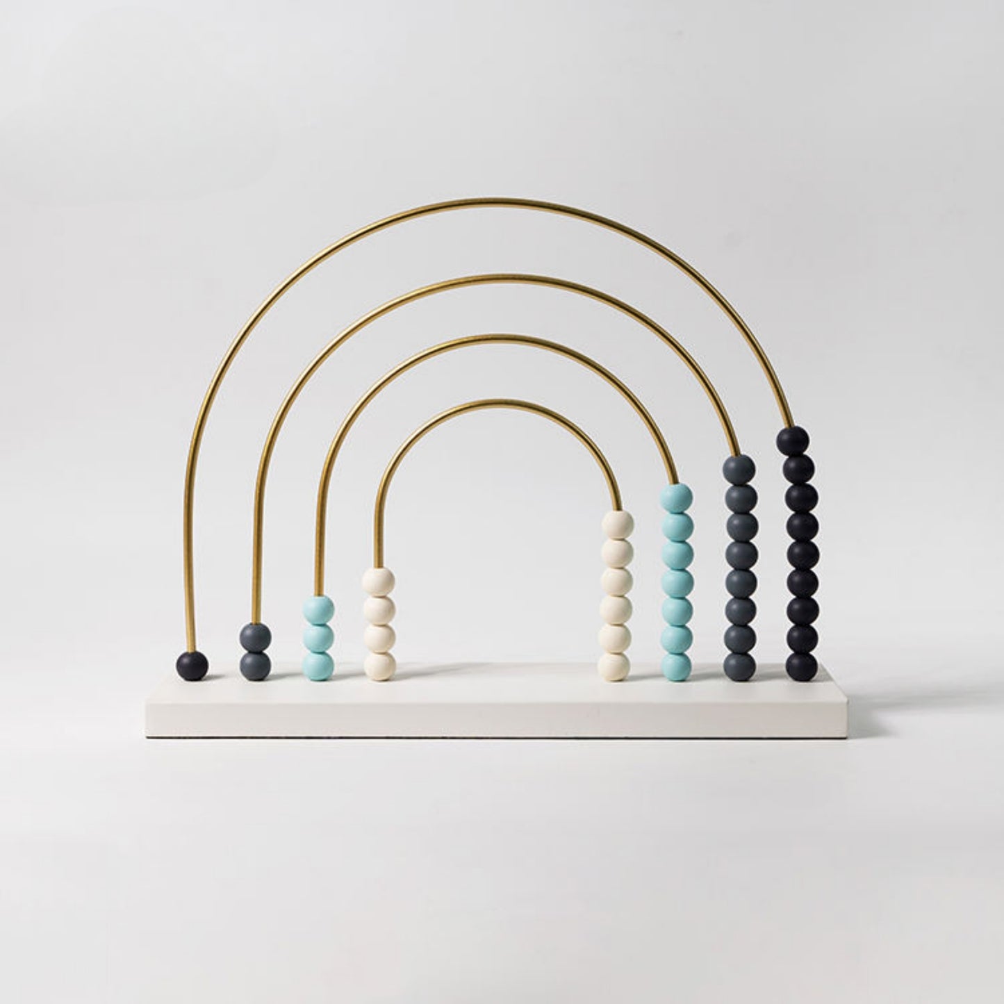 Arched Bead Table Décor Ornament