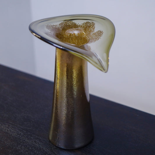Leaf Shape Handmade Glass Tabletop Glass Vase