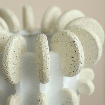 Disc Design White Sand Flower Vase