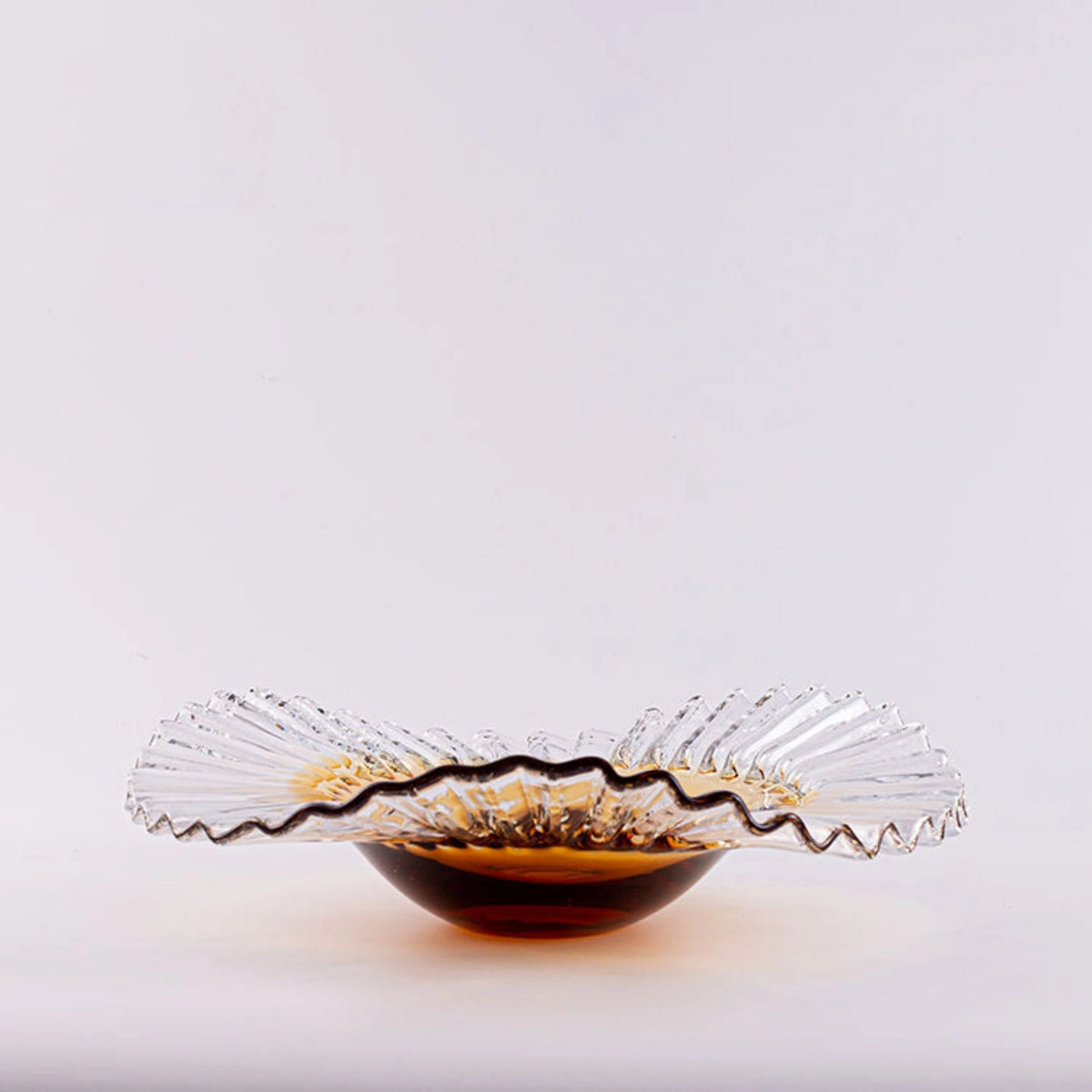 Amber Thickened Wide Pleated Ruffled Rim Design Decorative Bowl