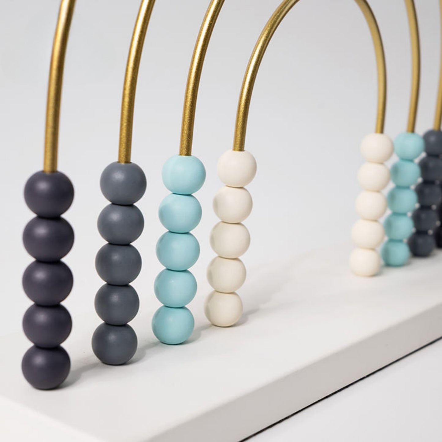 Arched Bead Table Décor Ornament