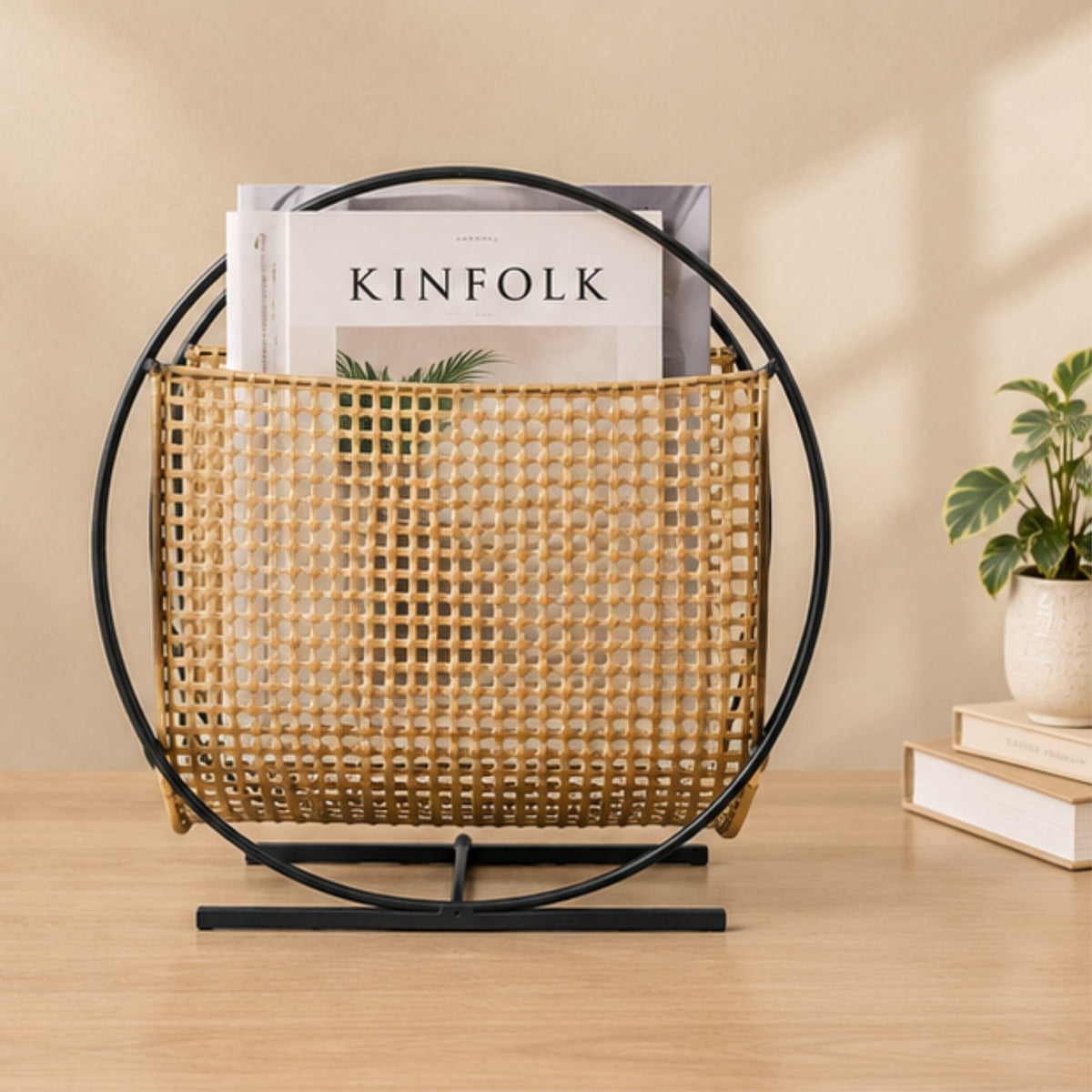 Circular Magazine Rack/ Magazine Stand