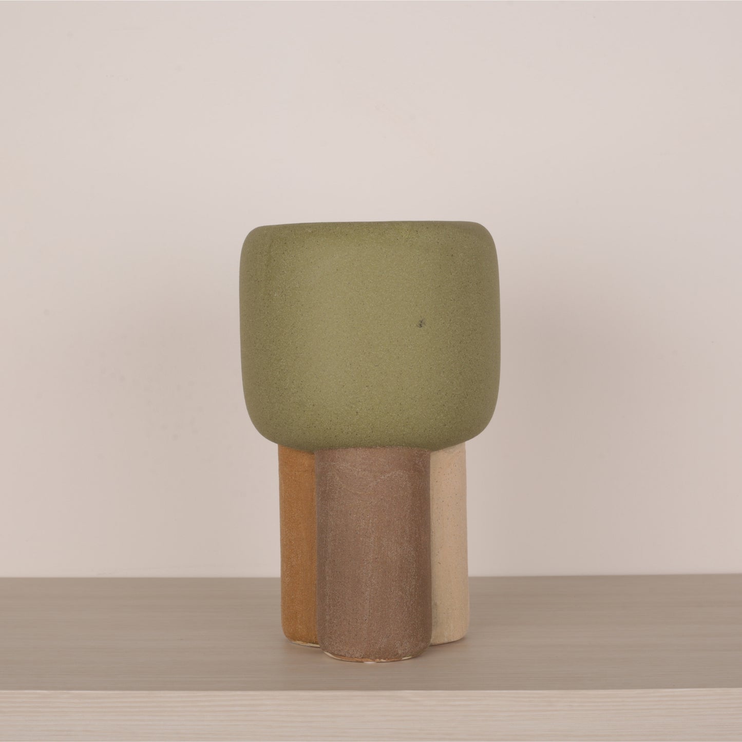 Round Foot Desktop Flower Vase