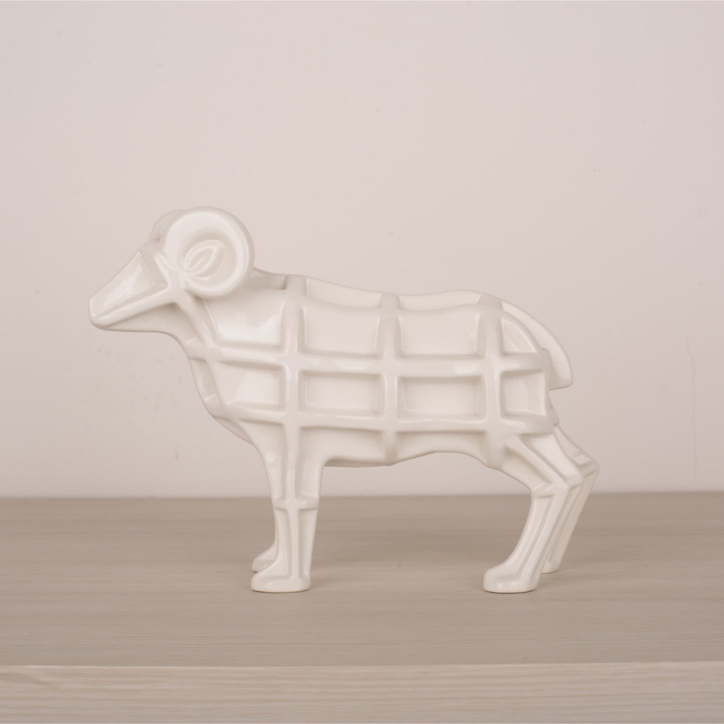 White Ceramic Animal Figurine Tabletop Décor