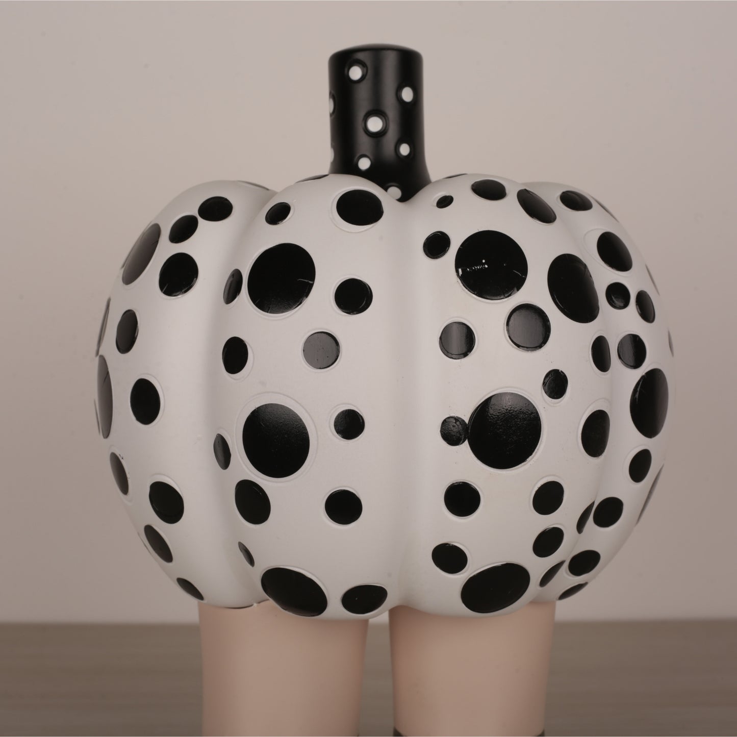 Pumpkin Dotted Doll Figurine Décor Accent