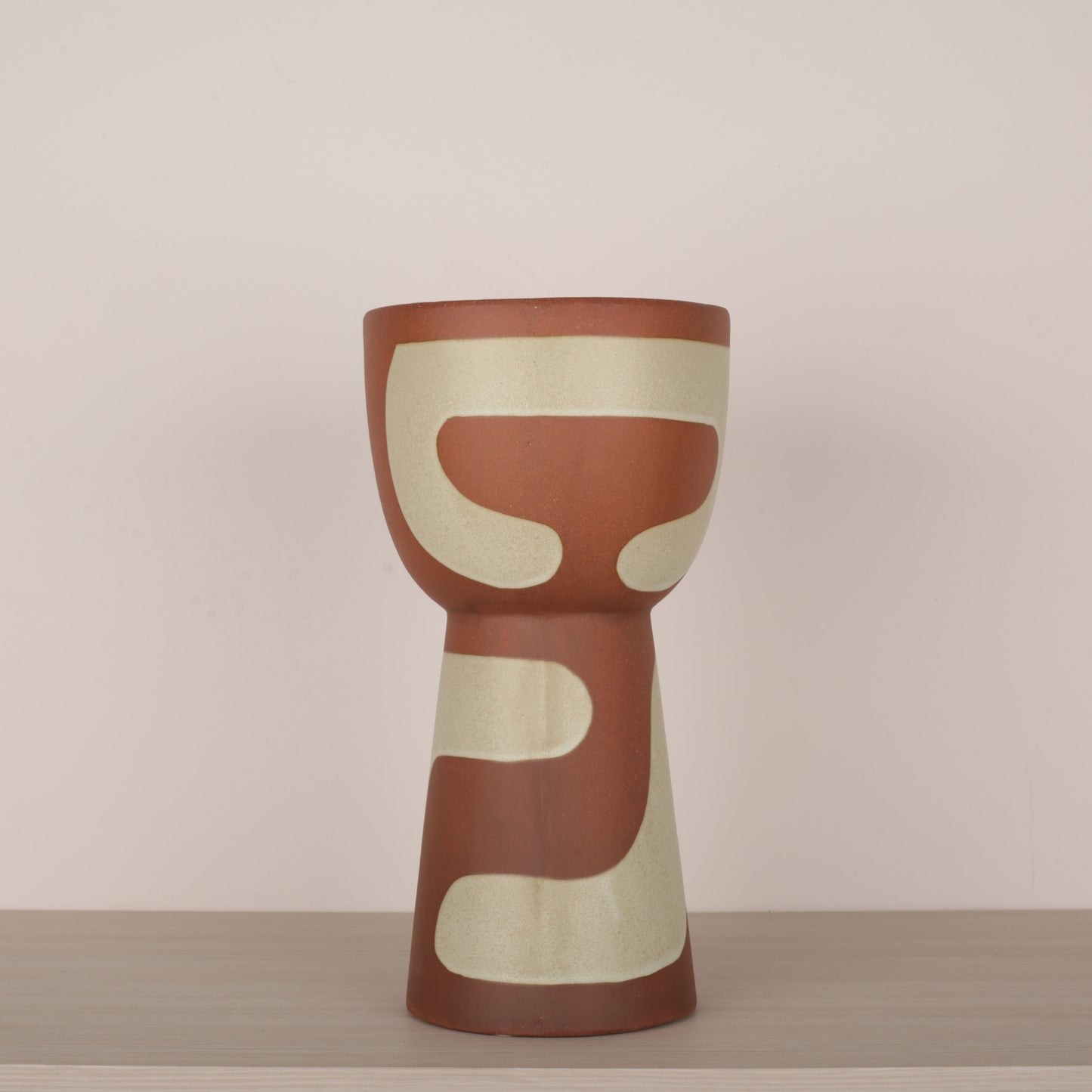 Hook Curved Ceramic Vase