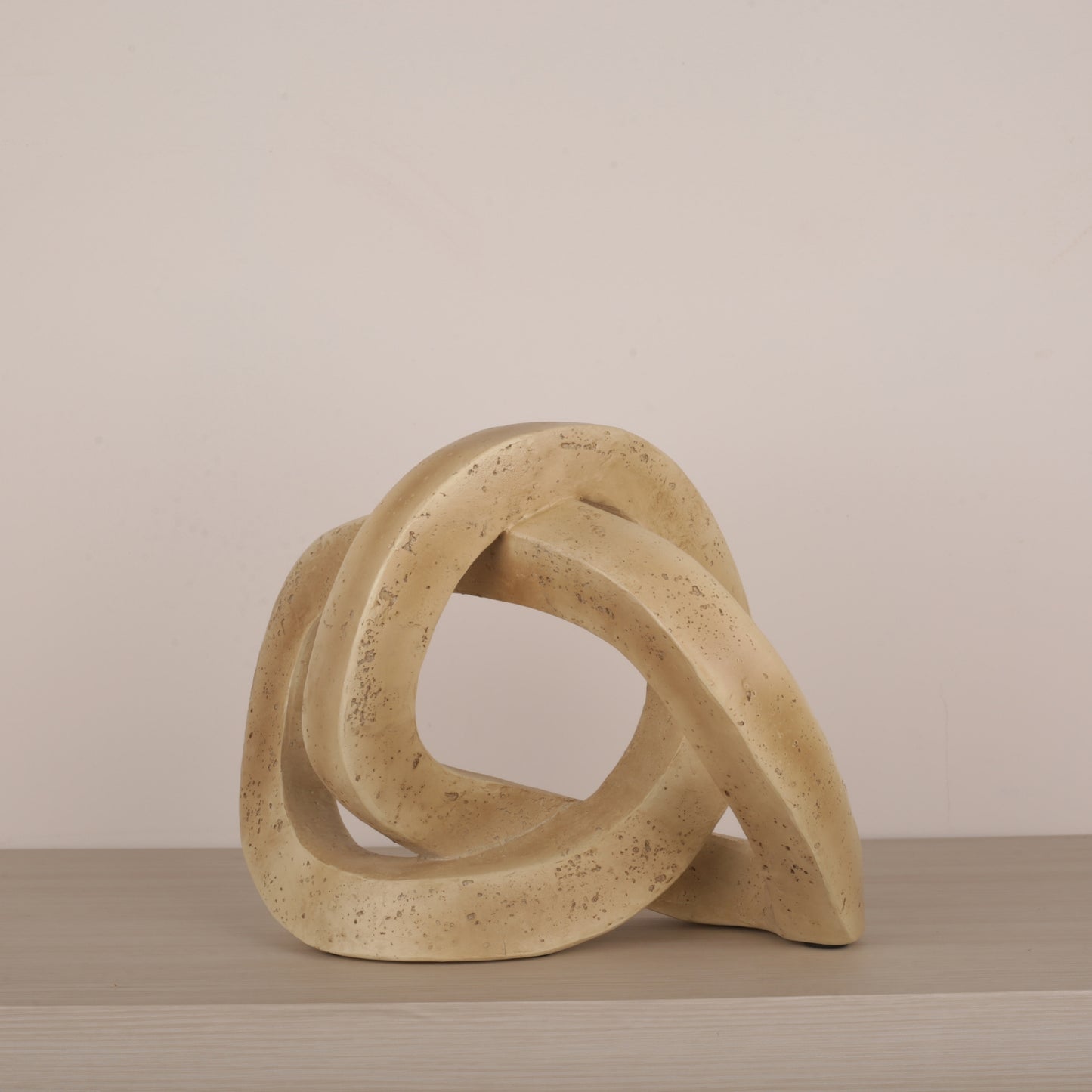 Interlocking Structure Showpiece