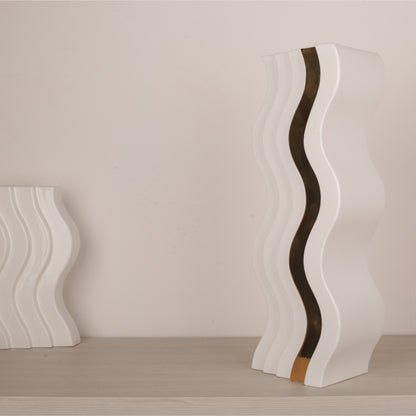Wavy Design Golden Line Table Decoration Vase
