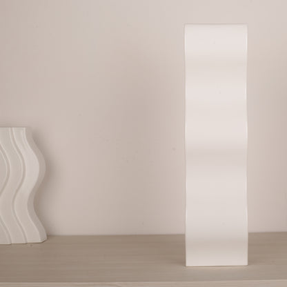 Wavy Design Golden Line Table Decoration Vase