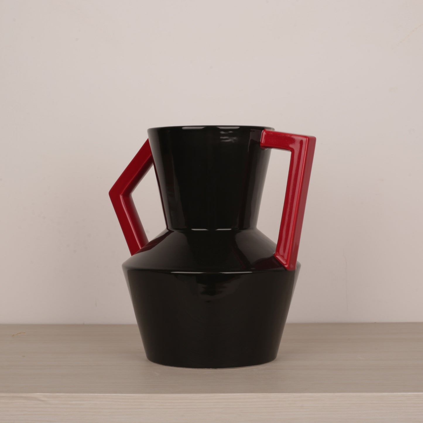 Geometric Handle Design Desktop Ceramic Vase
