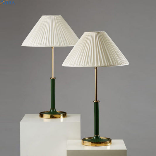 Cone Shape Shade Metal Base Nordic Table Lamp
