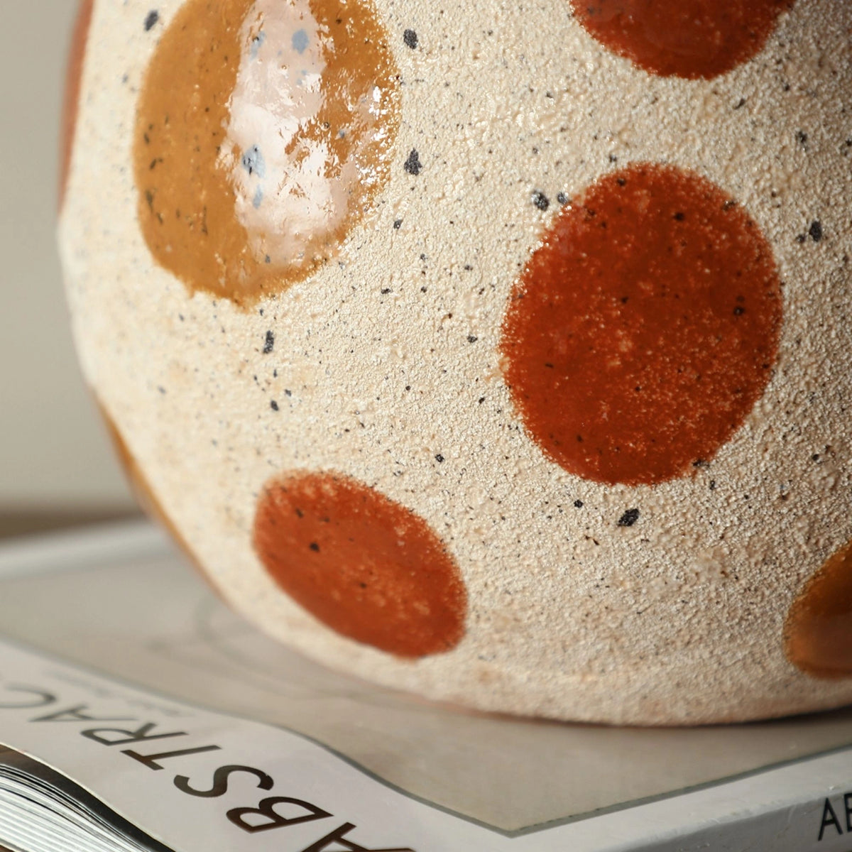 Bright Round Dot Design Flower Sand Vase