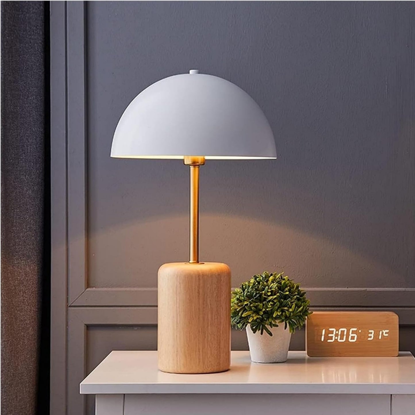 Mushroom Shade Wooden Base Decorative Table Lamp