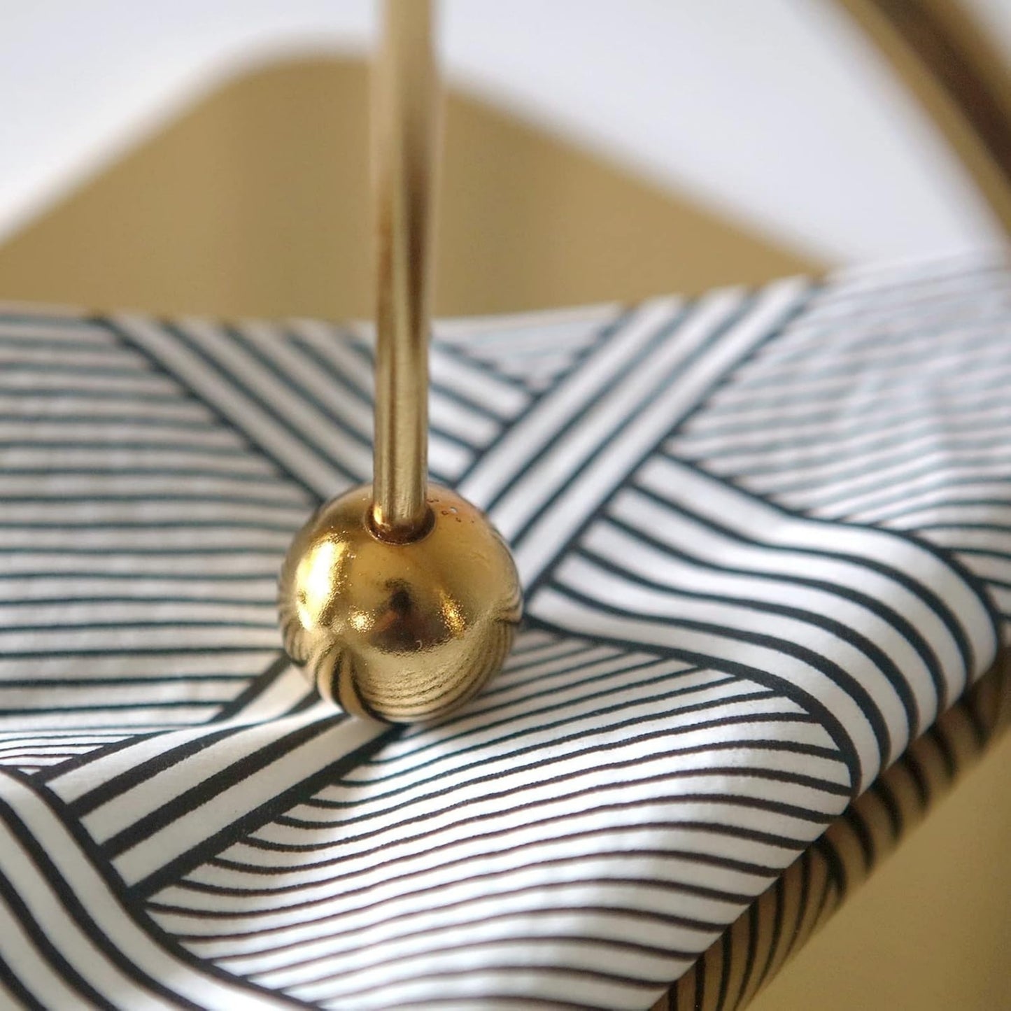 Golden Color Tissue Holder