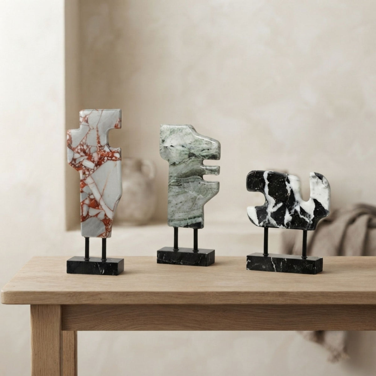 Abstract Shadow Decorative Showpiece(Red, Green, Black)