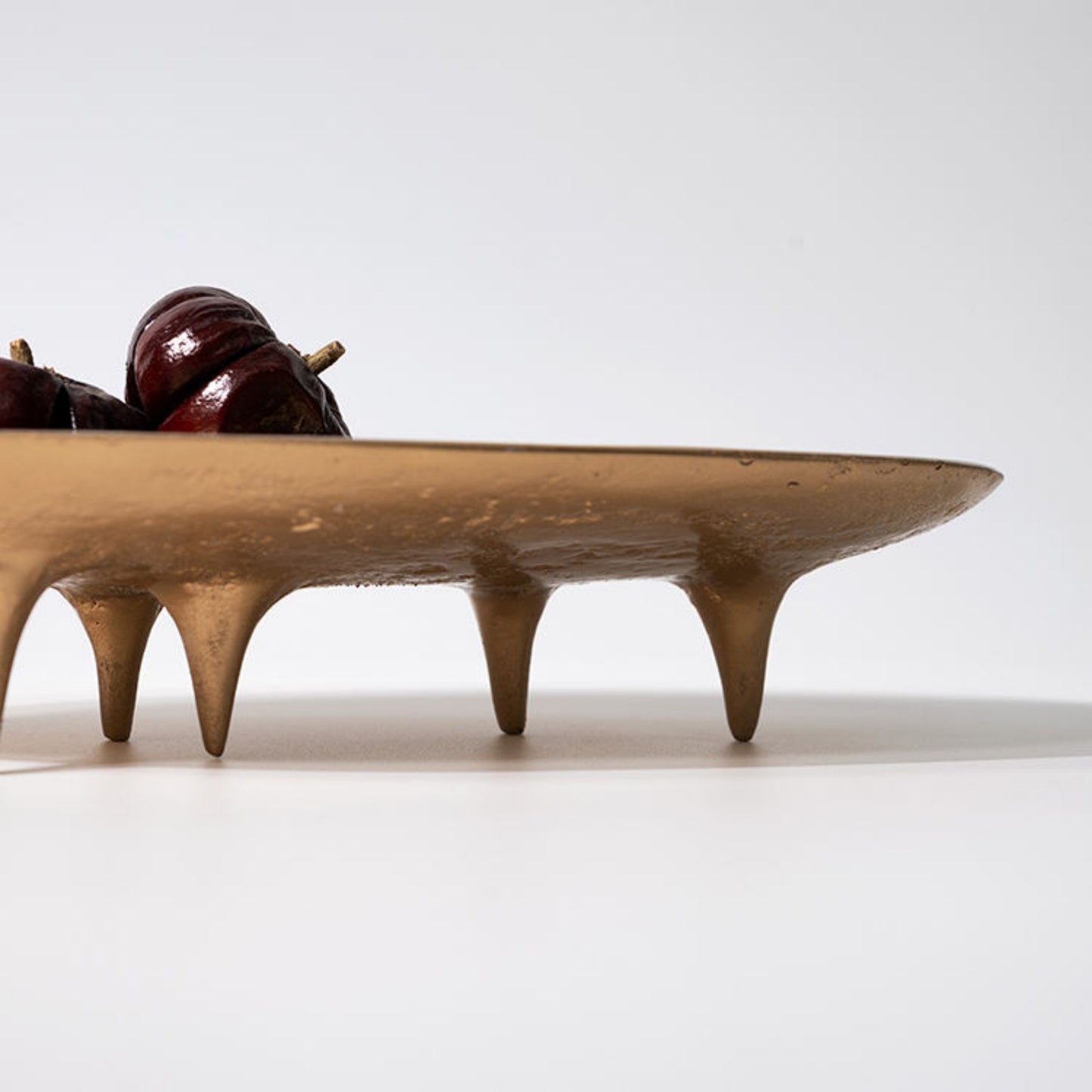 Multi Foot Resin Fruit Tray